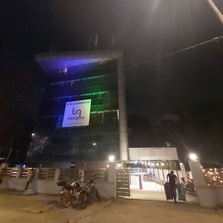 Fluorescent By Bizzgrow Hotels International Airport - Formerly Known As Byaris International Mumbai Kültér fotó