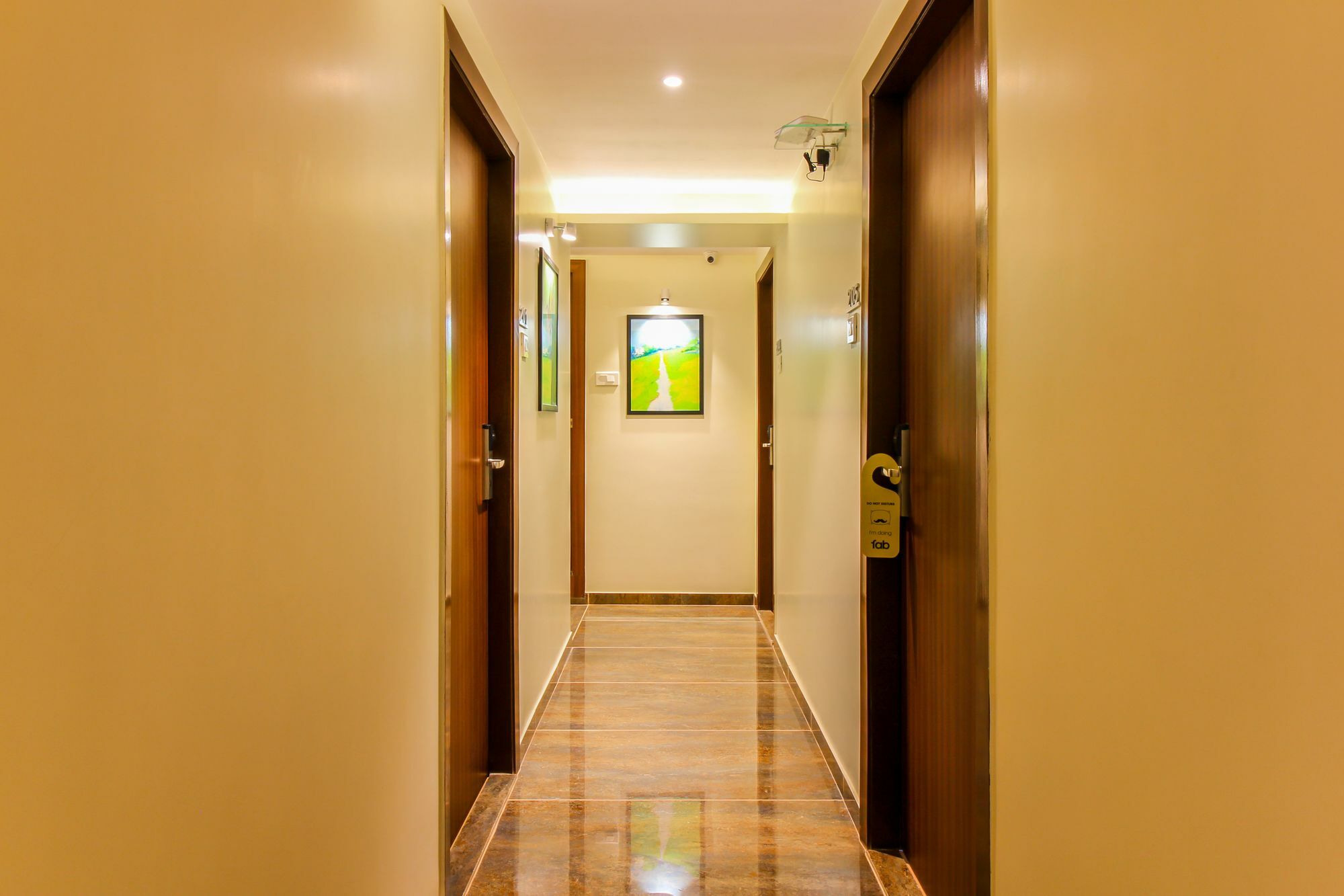 Fluorescent By Bizzgrow Hotels International Airport - Formerly Known As Byaris International Mumbai Kültér fotó