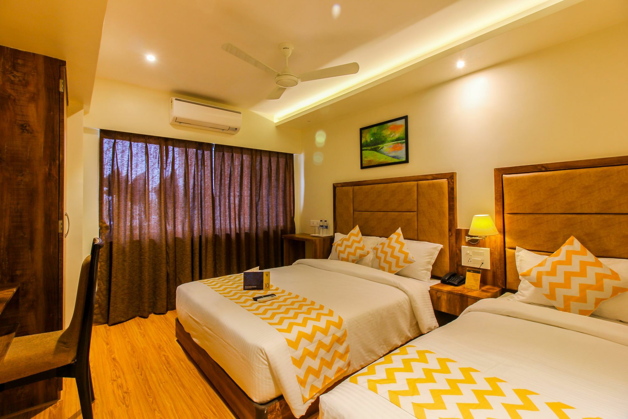 Fluorescent By Bizzgrow Hotels International Airport - Formerly Known As Byaris International Mumbai Kültér fotó