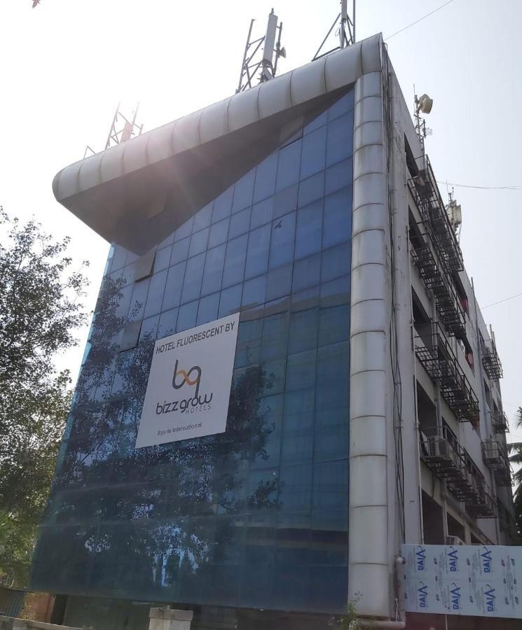Fluorescent By Bizzgrow Hotels International Airport - Formerly Known As Byaris International Mumbai Kültér fotó